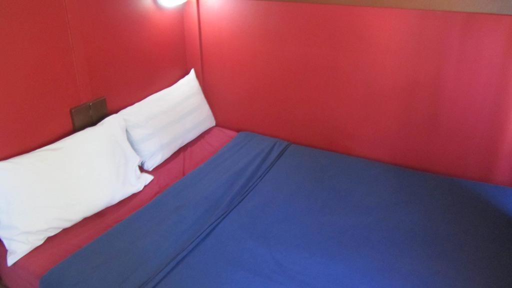 Train Lodge Cape Town Room photo