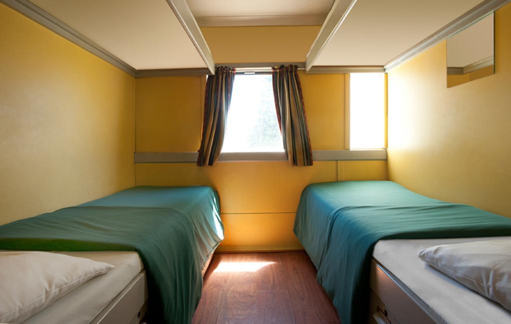 Train Lodge Cape Town Room photo